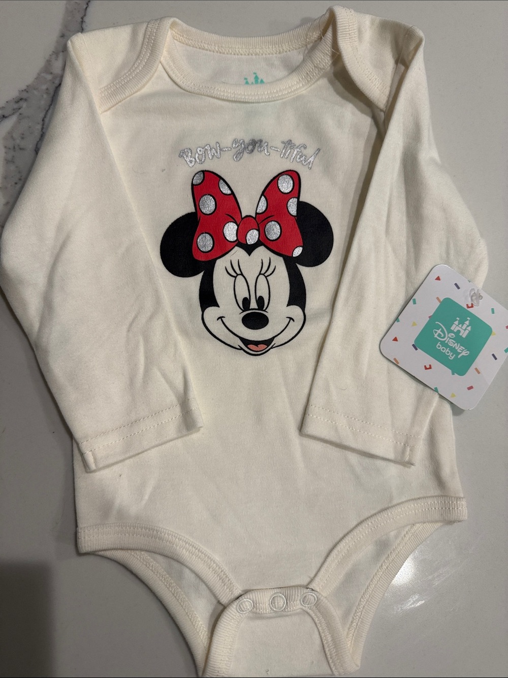Disney Cream Long-Sleeve Minnie Mouse Bodysuit with Red Bow